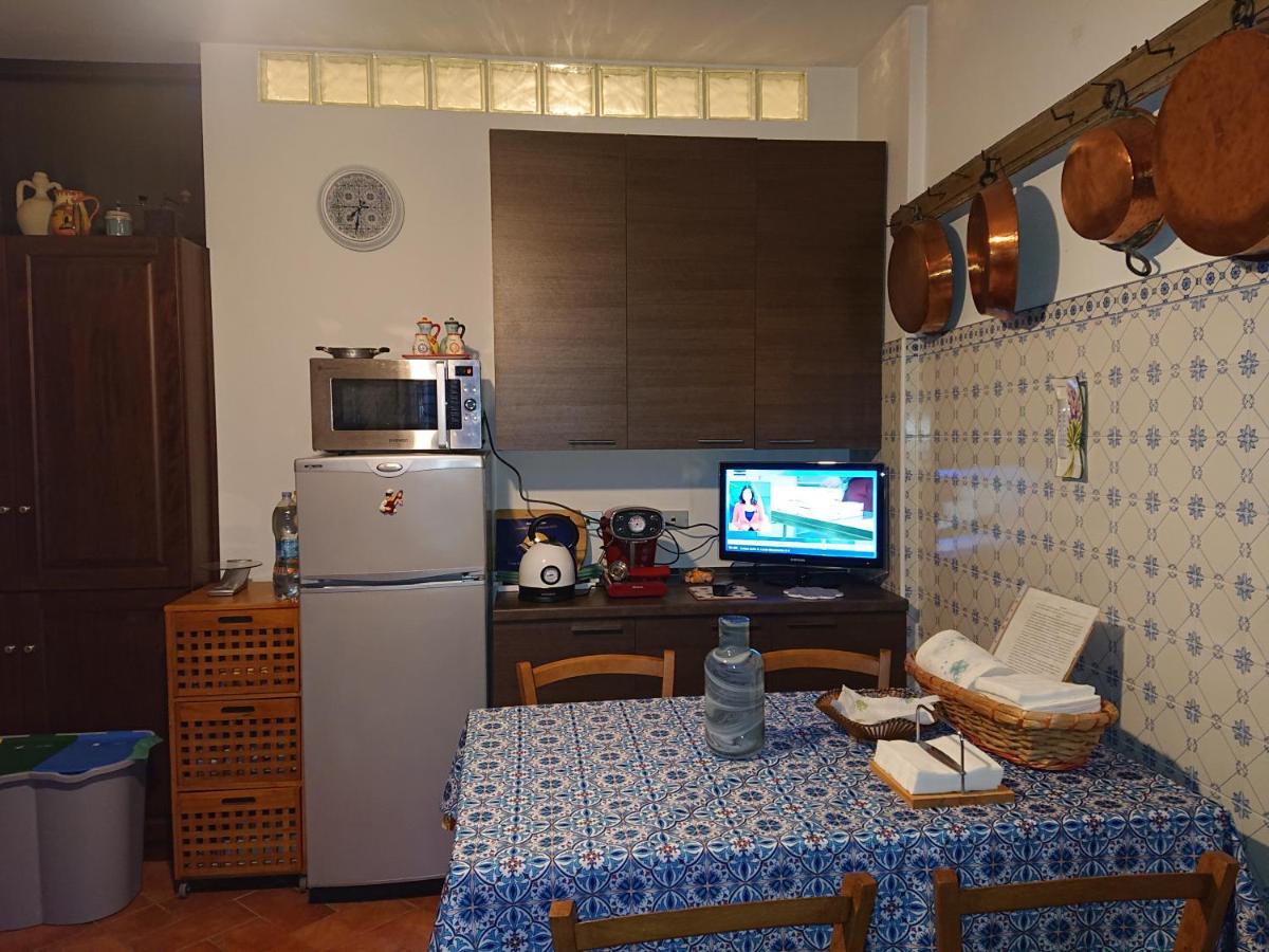 Casa Vacanze Piazza Apartment 2 Sant'Andrea di Conza Екстер'єр фото