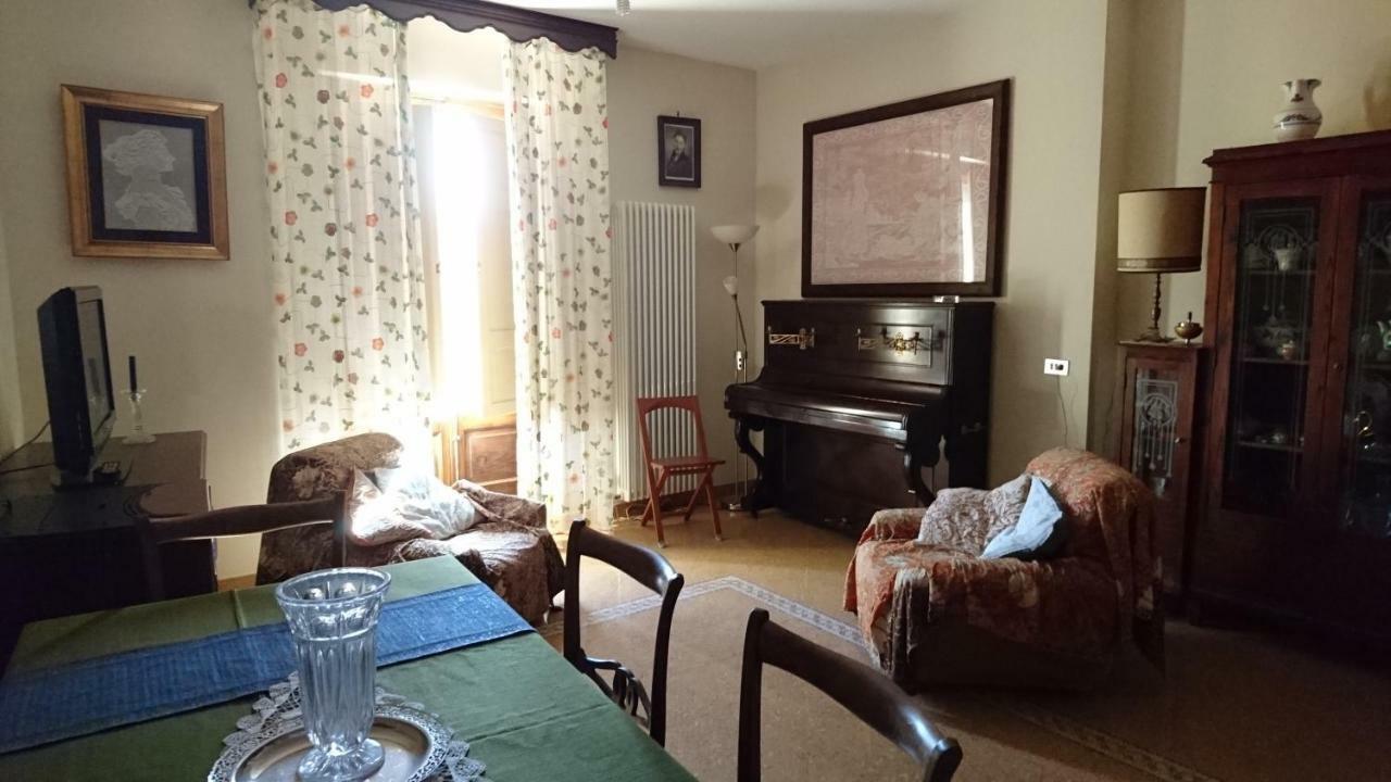 Casa Vacanze Piazza Apartment 2 Sant'Andrea di Conza Екстер'єр фото